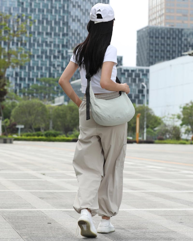 Iioscre Medium Crossbody Crescent Bag for Women Men Trendy, Nylon Crossbody Hobo Bag with Adjustable Strap and Inner Pockets. - Image 3